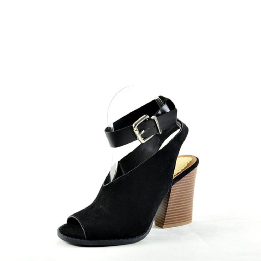 Last 1✨Kenzie Black Vegan Suede Ankle Strap Bootie - Picture 5 of 8